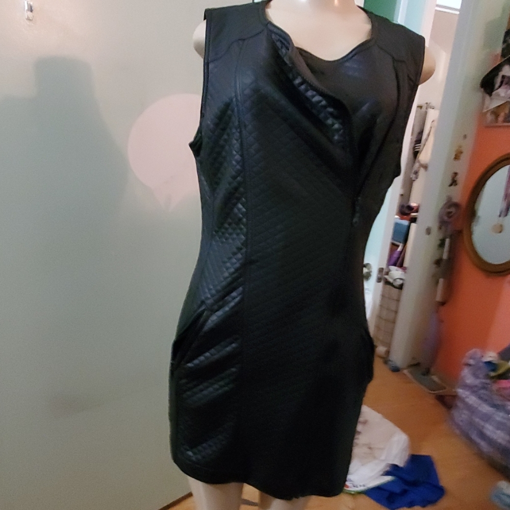 Dress zipper